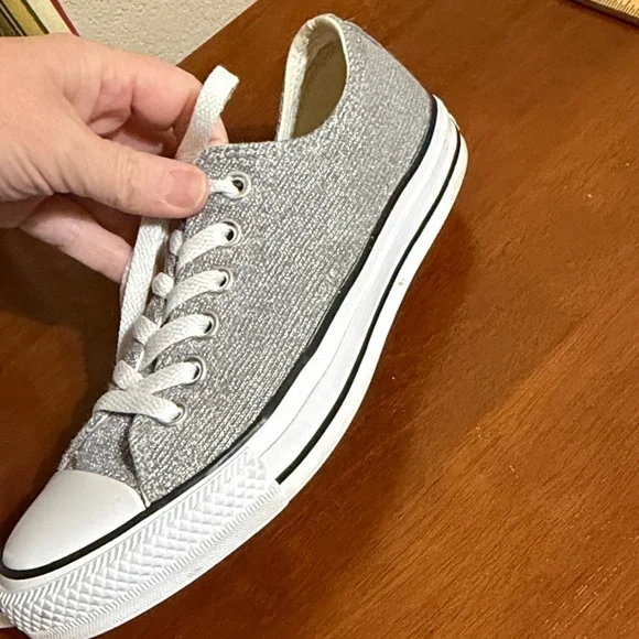 Converse All Star Women’s 7.5 Silver Gray Knit Fabric Sparkle Sweater Sneakers - Picture 5 of 13